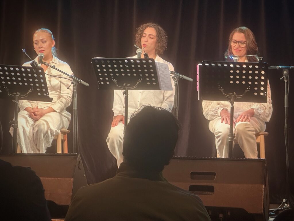 coming-out-for-christmas-cosima-daphne-vicki-performance